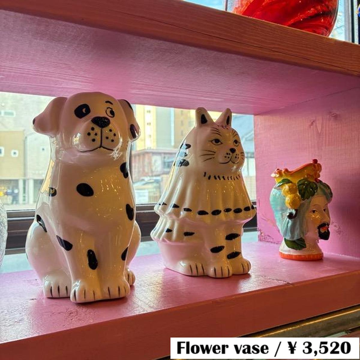 Scenery vase (2 types, cat and dog) - 2 types available, cat and dog design, flower vase, tool stand, gift